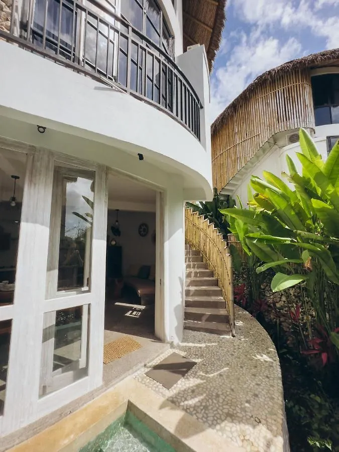 Hillstone U Villa Uluwatu  Uluwatu (Bali)