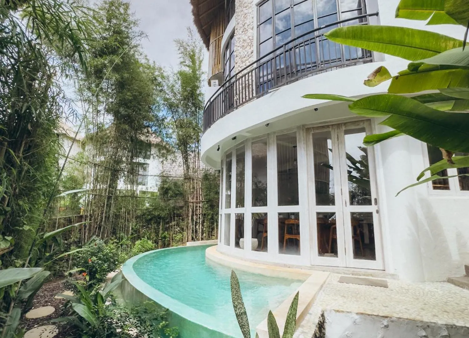 Hillstone U Villa Uluwatu  Indonesia